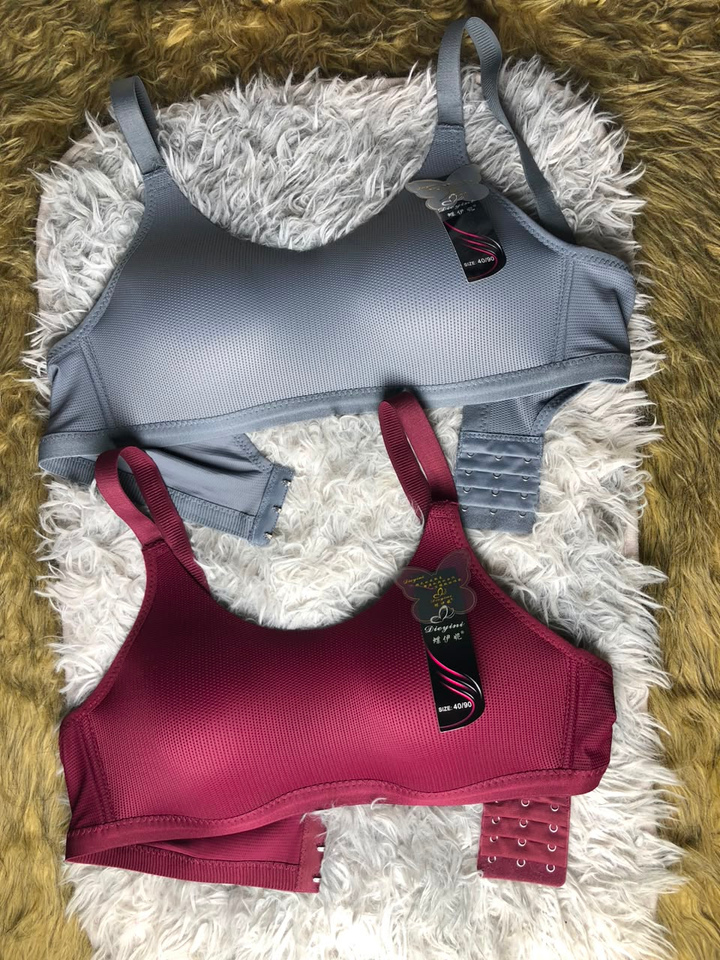 Vhisper Vears Wireless Seamless Full-Coverage Comfort Bra – Back Support 4-Hook Breathable Bralette