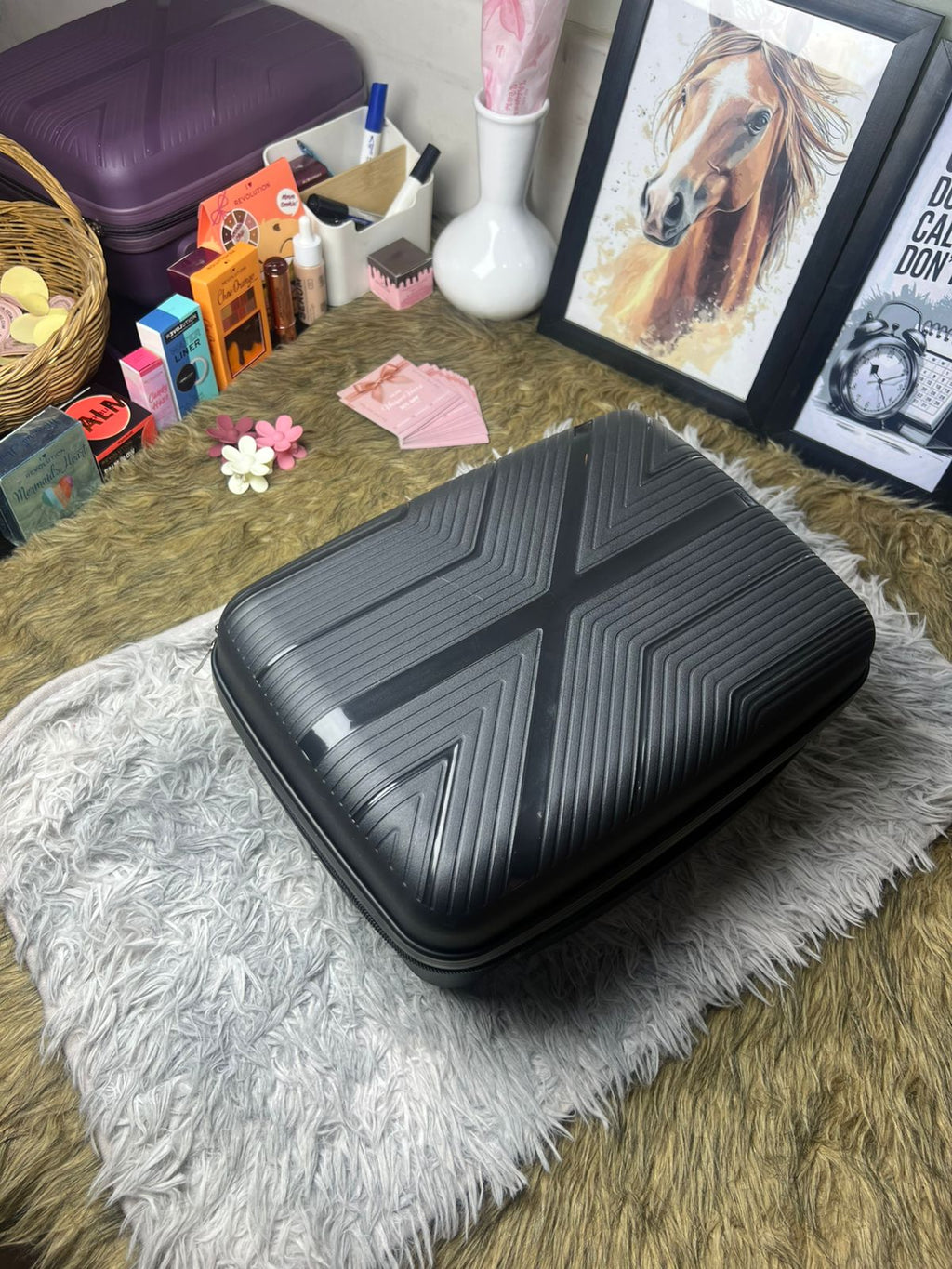Vhisper Vears Jetsetter Hard-Shell Vanity Case – Multi-Functional Travel Suitcase & Gym Organizer Gift Box
