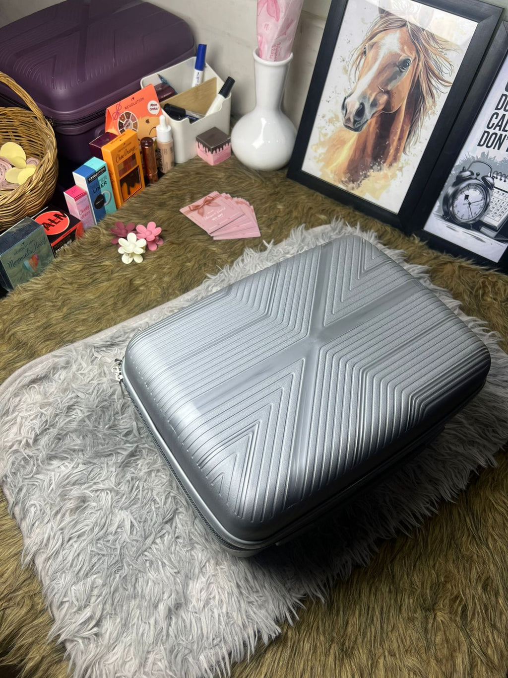 Vhisper Vears Jetsetter Hard-Shell Vanity Case – Multi-Functional Travel Suitcase & Gym Organizer Gift Box