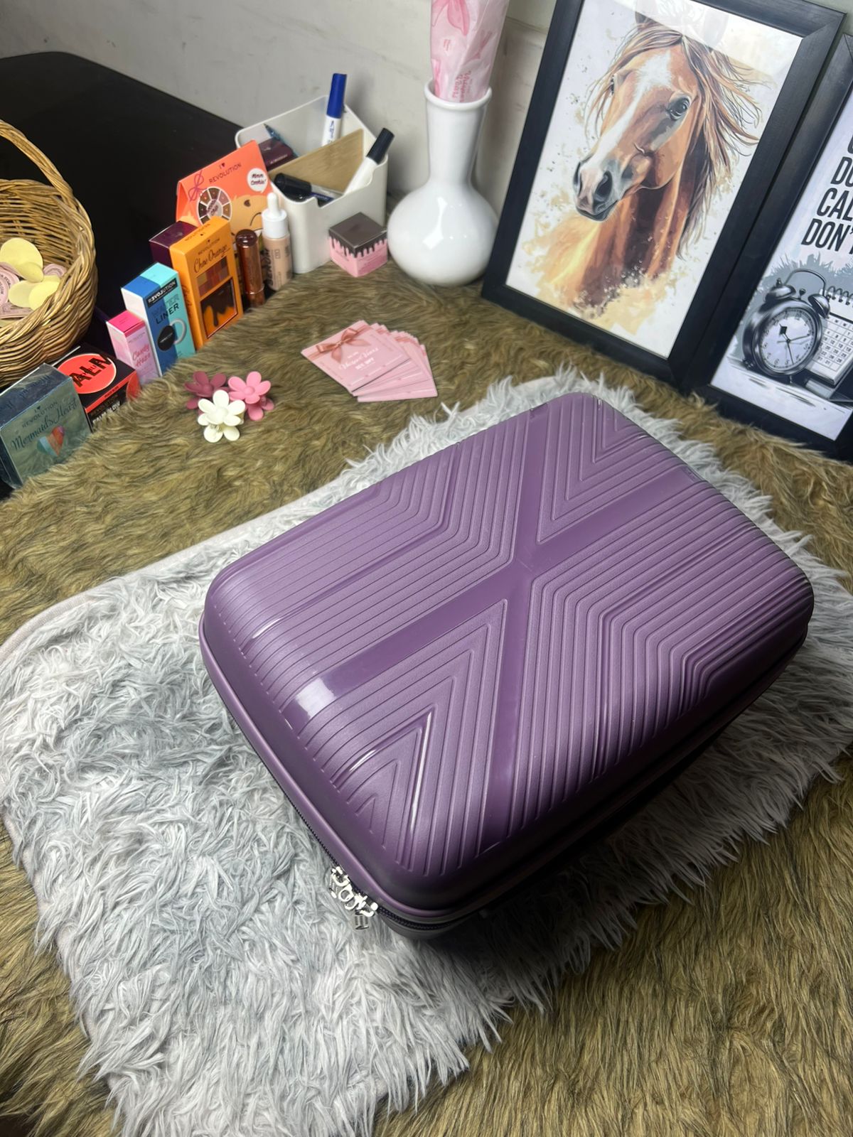 Vhisper Vears Jetsetter Hard-Shell Vanity Case – Multi-Functional Travel Suitcase & Gym Organizer Gift Box