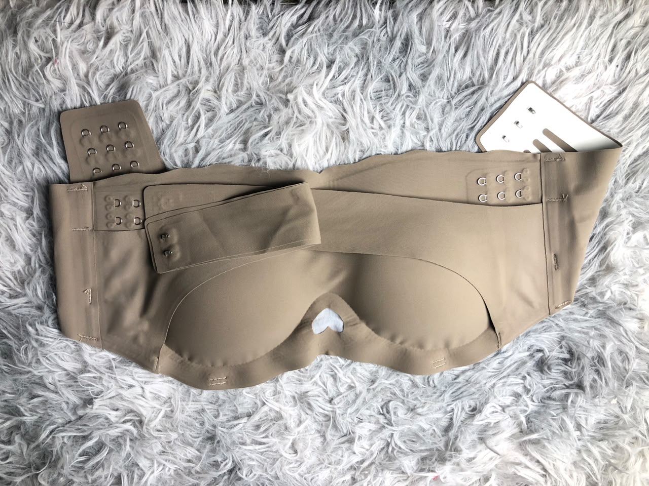 Vhisper Vears Strapless Anti-Slip Push Up Bra – Front Cross Buckle Wireless Heart Bandeau